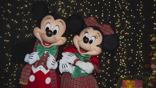 pluto,-mickey-y-minnie-de-disney:-inesperados-protagonistas-del-cruce-entre-luis-juez-y-quinteros