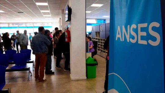 calendario-de-la-anses:-las-jubilaciones,-auh-y-asignaciones-que-se-acreditan-este-viernes-14-de-agosto
