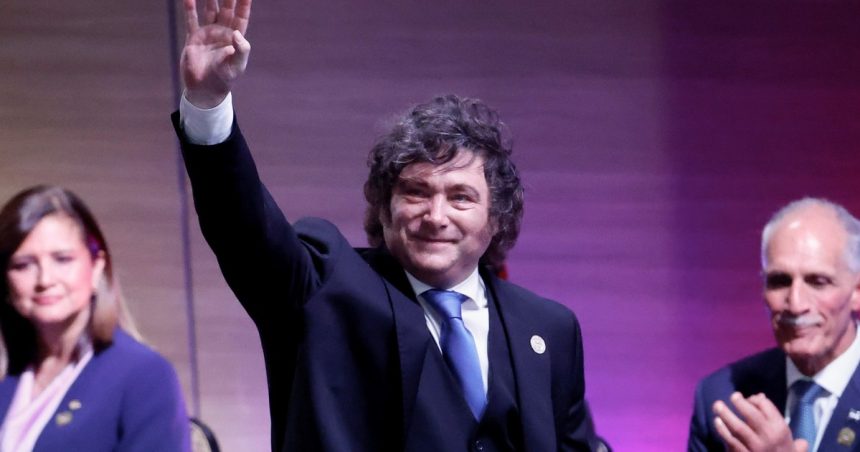nueva-encuesta-y-nueva-caida-de-milei:-ahora-bajo-en-un-ranking-de-presidentes-de-la-region