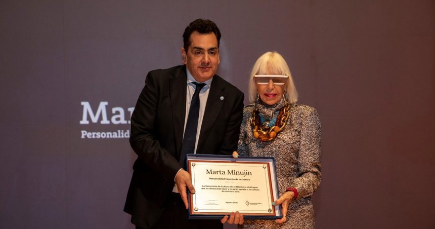 marta-minujin-fue-reconocida-como-personalidad-emerita-de-la-cultura