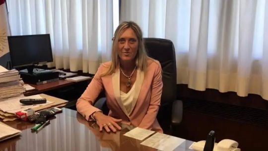 la-camarista-graciela-montesi-cambio-defensor-y-diferencia-su-estrategia-de-su-pareja-sanchez-torres