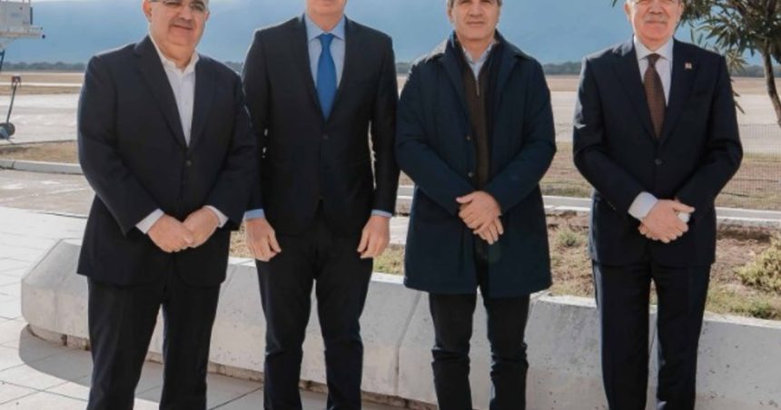 despues-del-guino-a-macri,-el-gobierno-intenta-blindar-acuerdos-con-gobernadores-con-santilli-y-toto-caputo-en-el-territorio