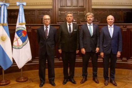 el-gobierno-endurecio-los-requisitos-para-que-los-jueces-puedan-seguir-en-sus-cargos-despues-de-los-75-anos