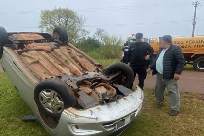 la-diputada-rita-flores-despisto,-volco-con-su-auto-en-gobernador-lopez-y-resulto-ilesa