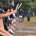estudiantina-2026-|-tras-el-caso-de-la-madre-alcanzada-por-un-rayo,-la-epet-n°-1-conto-por-que-ensaya-con-lluvia-y-cuando-suspende