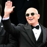 liverpool-suma-a-jeff-bezos-como-inversionista-en-acuerdo-por-una-participacion-de-30%