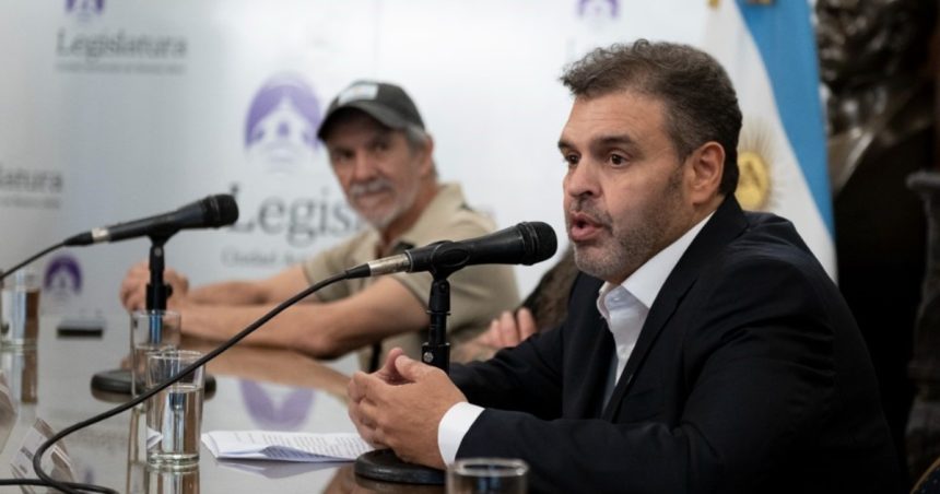 “gano-la-impunidad”:-la-fuerte-critica-del-diputado-que-denuncio-por-lavado-a-chiqui-tapia-y-toviggino-por-la-vuelta-a-campana-de-la-causa