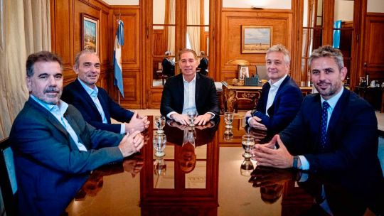 mauricio-y-karina-afrontan-una-negociacion-con-ejes-de-conflicto-y-promesas-de-acuerdo