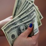 dolar-tarjeta-hoy:-a-cuanto-cotiza-este-sabado-15-de-agosto
