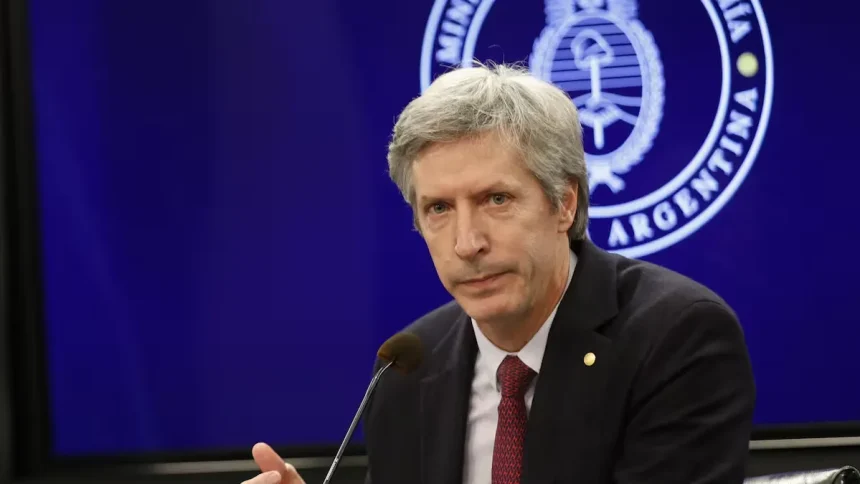 santiago-bausili-reconocio-que-la-economia-crece-mas-lento-de-lo-esperado-y-el-empleo-privado-acumulo-un-ano-de-caidas