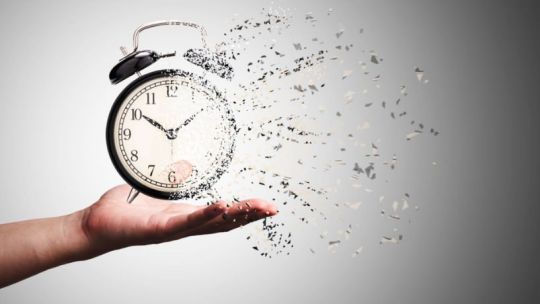 el-reloj-y-nuestra-hora:-que-pasa-cuando-intentamos-adaptar-la-realidad-a-nosotros