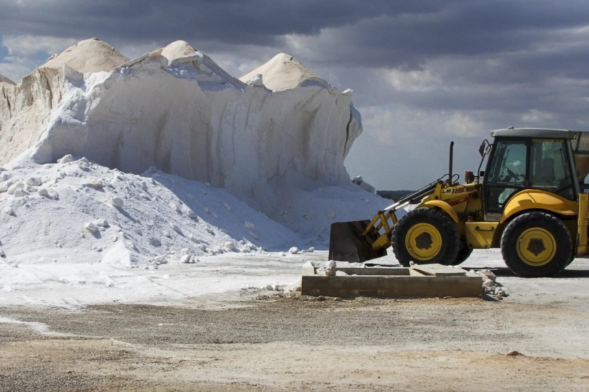 argentina’s-mining-under-the-radar:-record-exports,-lithium-boom,-and-rigi-investment