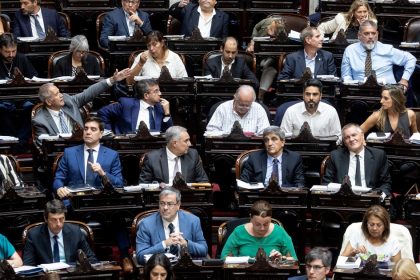 el-flamante-fondo-de-asistencia-laboral:-hecha-la-ley,-nace-el-negocio-y-los-bancos-ya-pican-en-punta