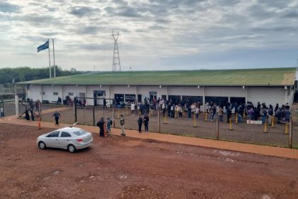 intenso-movimiento-en-la-frontera-posadas-encarnacion-y-amplia-oferta-de-juguetes-en-la-antesala-del-dia-del-nino