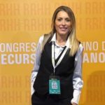 bettina-angeletti-reaparecio-sin-adorni:-estuvo-en-evento-de-rrhh.-y-hablo-de-temas-empresariales