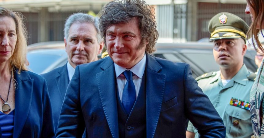 javier-milei-y-sus-medidas,-en-vivo:-el-gobierno-defiende-su-postura-de-no-asistir-a-las-familias-endeudadas-con-creditos-y-apunto-contra-el-peronismo