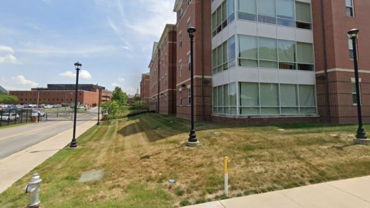 estados-unidos:-cinco-heridos-y-varios-sospechosos-detenidos-por-un-tiroteo-en-la-universidad-de-virginia