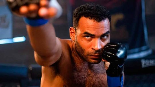 que-ver-este-fin-de-semana:-“furioso”,-la-frenetica-serie-brasilena-de-accion-y-artes-marciales-mixtas-que-arrasa-en-netflix