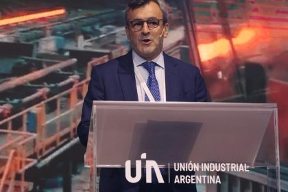 el-dia-de-la-industria-se-celebra-en-un-laboratorio:-el-mensaje-que-la-uia-le-quiere-hacer-llegar-al-gobierno