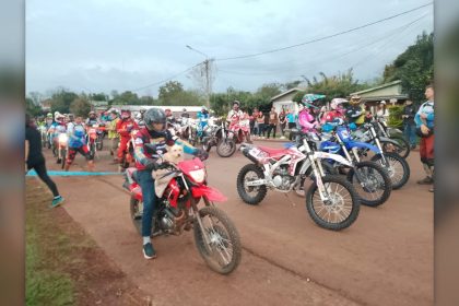 la-trilla-de-alem-convoco-a-1400-motociclistas-de-argentina,-brasil-y-paraguay-y-establecio-un-nuevo-record