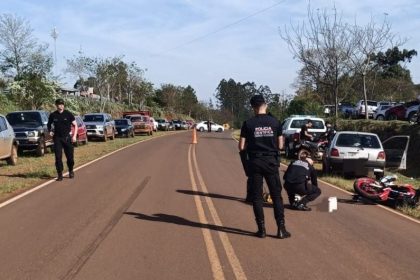 un-motociclista-permanece-en-terapia-intensiva-tras-chocar-contra-un-auto-en-san-vicente