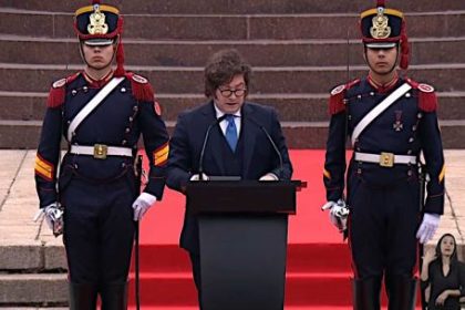 milei-encabezo-el-homenaje-al-general-san-martin:-“nos-dejo-la-libertad-como-mandato”
