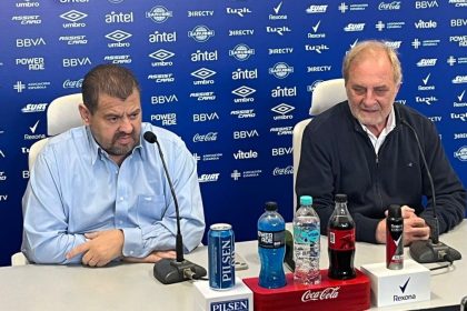tras-la-permanencia-del-loco-abreu-en-mexico;-como-sigue-el-plan-de-nacional-para-buscar-dt-y-gerente-deportivo?-los-nombres-que-suenan-con-dos-exjugadores-del-club