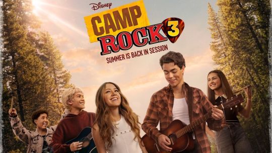vuelve-un-clasico-de-la-infancia:-camp-rock-3-se-estreno-en-disney+-con-un-nuevo-elenco-y-el-regreso-de-sus-figuras-originales