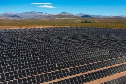 san-juan-apuesta-a-la-energia-solar-con-su-primer-parque-hibrido-financiado-con-dolares-de-la-mineria