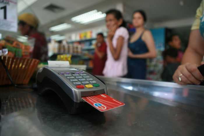 tarifas-bancarias-al-alza:-comercios-y-clientes-pagaran-mas-por-transacciones