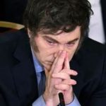 encuesta:-la-libertad-avanza-gana-en-primera-vuelta,-pero-milei-empata-con-kicillof-en-el-balotaje