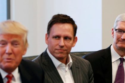 quien-es-peter-thiel,-el-magnate-tecnologico-y-aliado-de-trump-que-vino-al-pais:-su-apuesta-fuerte-por-vaca-muerta-y-el-negocio-de-los-datos