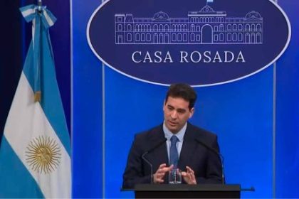 ravier-dijo-que-“el-presidente-esta-bien”-y-califico-de-“absurdas”-las-versiones-sobre-los-9-dias-de-milei-sin-apariciones