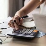 el-salario-caduca-antes-del-dia-20:-ya-se-piden-adelantos-de-salarios-a-mitad-de-mes