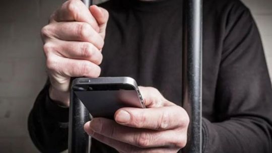 cordoba-adhirio-al-protocolo-nacional-para-bloquear-celulares-dentro-de-las-carceles