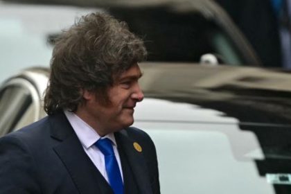 la-ausencia-de-milei-alimento-rumores-sobre-su-salud,-expuso-el-poder-de-karina-y-obligo-al-gobierno-a-salir-a-desmentirlos