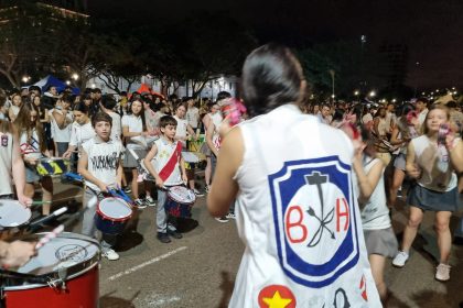 estudiantina-2026-|-se-realizo-la-primera-prueba-piloto-en-la-costanera-de-posadas:-mira-las-mejores-fotos-y-videos-colegio-por-colegio