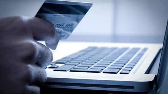 las-estafas-informaticas-y-el-traje-nuevo-del-emperador