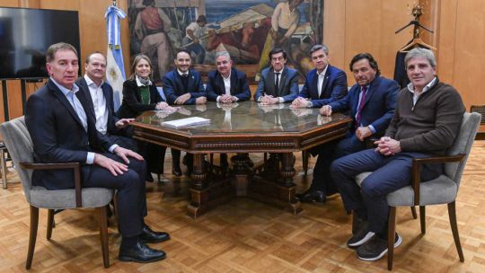 santilli-y-caputo-acordaron-con-gobernadores-del-norte-grande-un-regimen-de-zonas-calidas