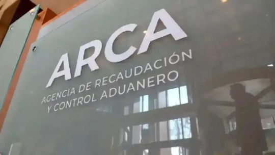 factura-electronica-de-arca:-que-cambia,-cuando-debe-emitirse-y-cuales-son-los-nuevos-requisitos