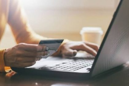 simulo-afiliar-a-su-amiga-a-una-prepaga-para-estafarla,-fue-condenada-y-debera-pagar-$10-millones
