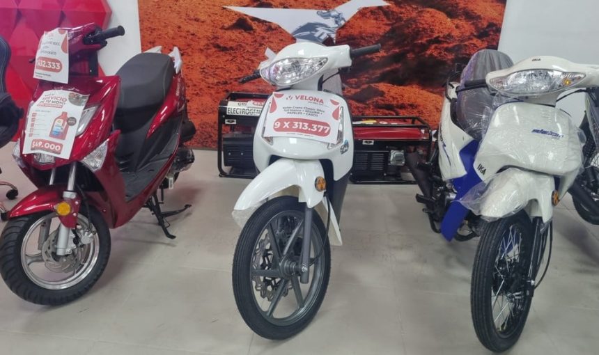 cuanto-cuesta-una-moto-en-posadas:-modelos-desde-$1,6-millones,-financiacion-y-cuales-son-las-mas-vendidas