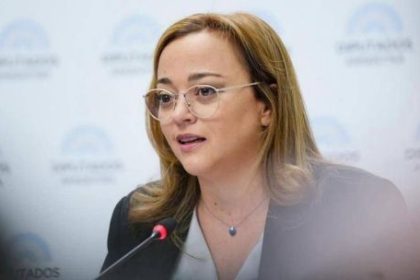 cecilia-moreau:-“veo-a-martin-llaryora-dispuesto-a-ser-parte-de-una-renovacion-del-peronismo-que-sea-alternativa-a-milei”