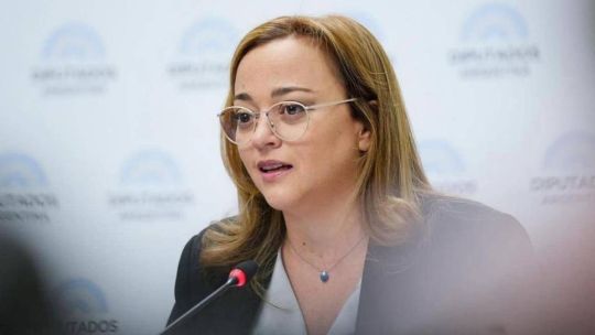cecilia-moreau:-“veo-a-martin-llaryora-dispuesto-a-ser-parte-de-una-renovacion-del-peronismo-que-sea-alternativa-a-milei”
