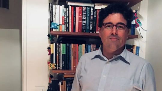 “la-escena-tiene-un-problema-de-verosimilitud”:-puricelli,-analista-internacional,-puso-en-duda-el-ataque-contra-nadia-beller