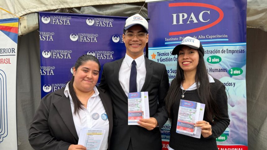 ipac-y-universidad-fasta-presentan-su-propuesta-academica-en-la-expo-posadas-ciudad-universitaria