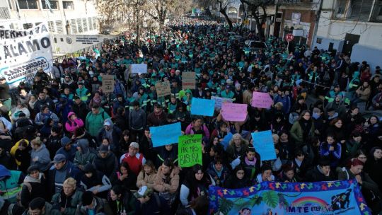 cartoneros,-cooperatives-protest-plans-to-overhaul-buenos-aires-recycling