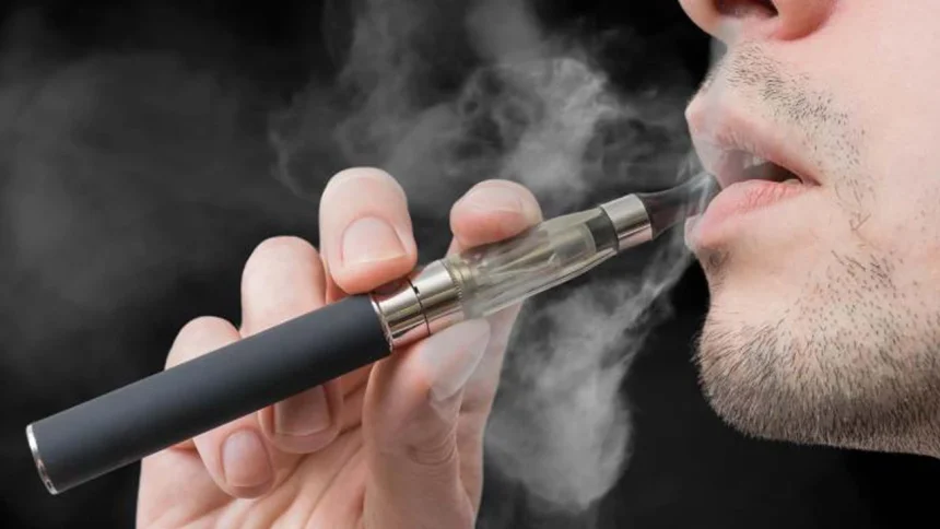 que-hay-detras-de-la-tecnologia-del-tabaco-calentado-y-el-vapeo-y-cuales-son-sus-diferencias