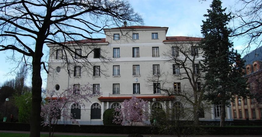 la-alcaldia-de-paris-le-pide-al-canciller-de-francia-que-investigue-los-polemicos-manejos-de-la-casa-argentina-en-esa-ciudad