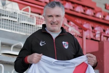 “queremos-que-el-jugador-que-llegue-a-la-primera-de-guarani-tenga-sentido-de-pertenencia”,-remarco-el-dt-fabian-ponce-con-la-mira-en-el-regional-amateur